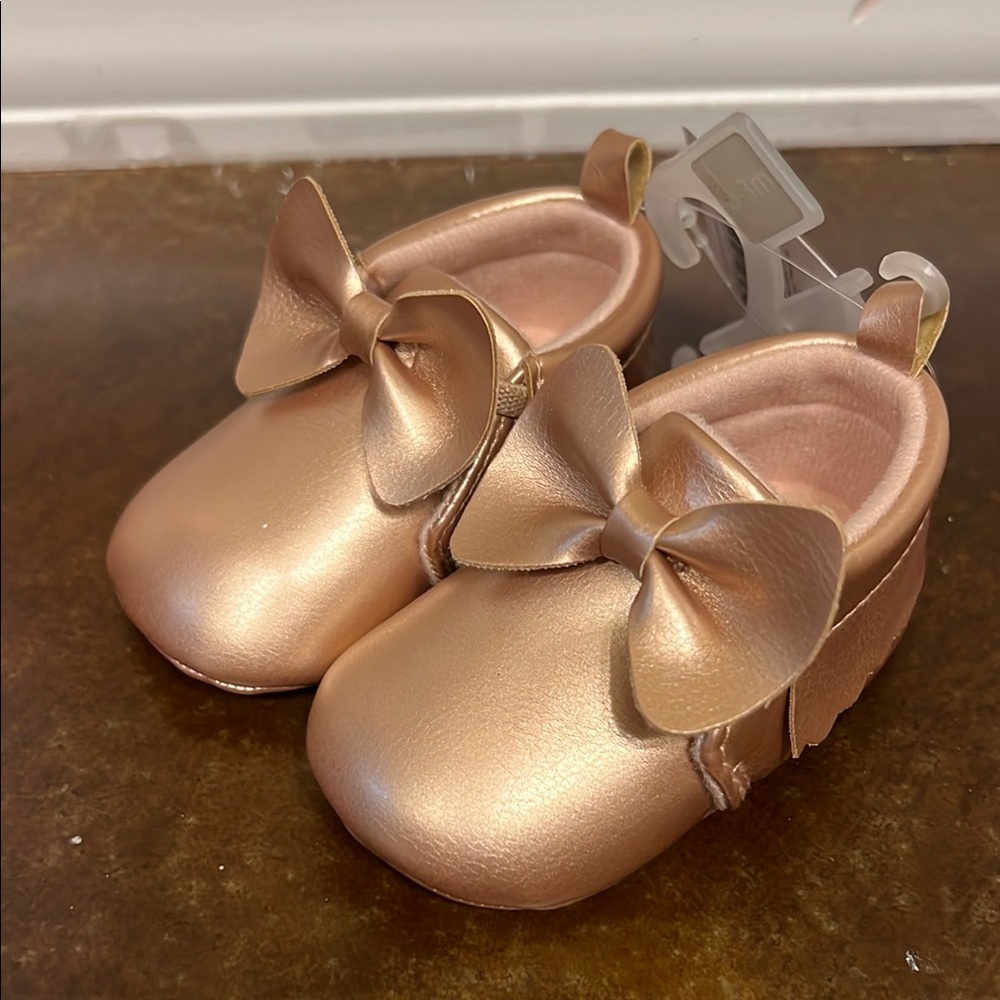 Carter's Baby Walker Shoes with Bow - Metallic Gold